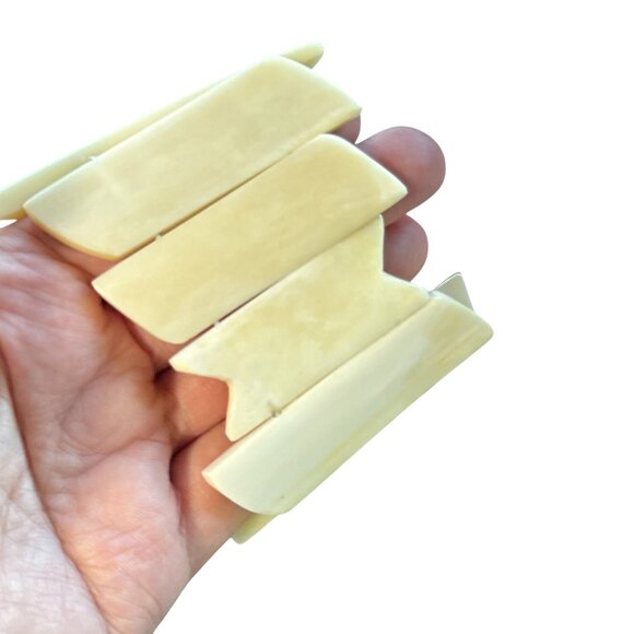 Vintage Chunky Cream Horn Bangle Bracelet Geometric Wide Stretch Cuff - Picture 3 of 16